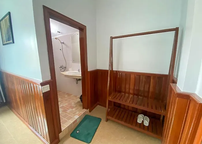 Mony Soksan Hotel 3*