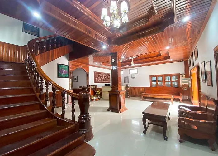 Mony Soksan Hotel 3*