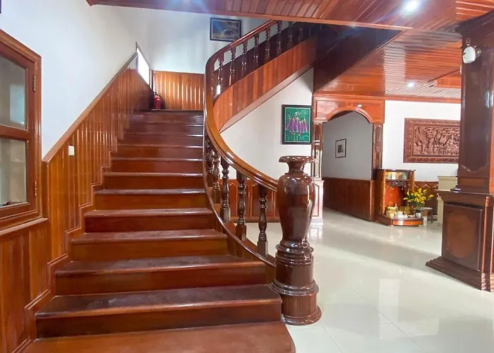 Hotel Mony Soksan 3*